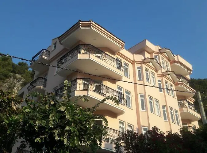 Pembe Koesk Apart Otel Fethiye